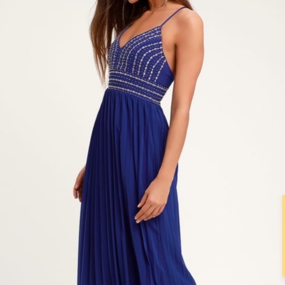 Lulu’s Glamorous Gala Royal Blue Embroidered Gown - Picture 3 of 8